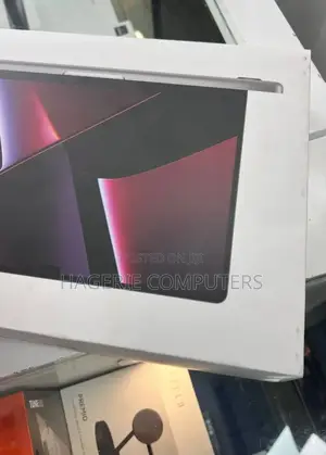 New Apple MacBook Pro 2023 M2 Max 14-Inch 16GB Apple M2 SSD 512GB