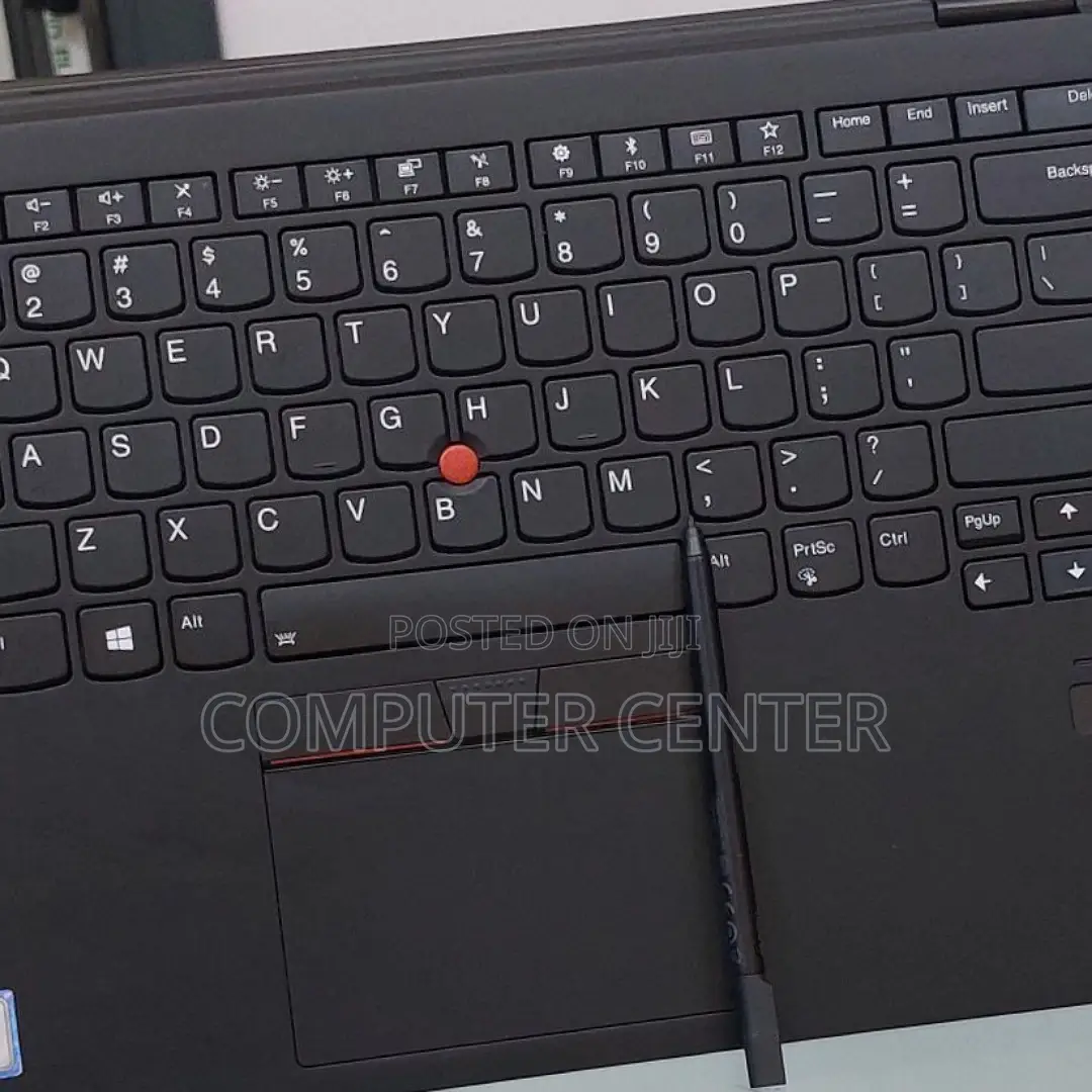 New Laptop Lenovo ThinkPad Yoga 8GB Intel Core I5 SSD 512GB