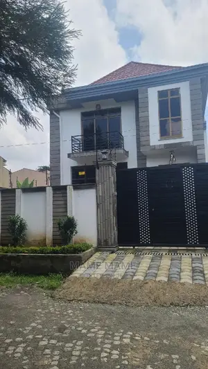 7bdrm House in Addis Abeba, Bole for sale