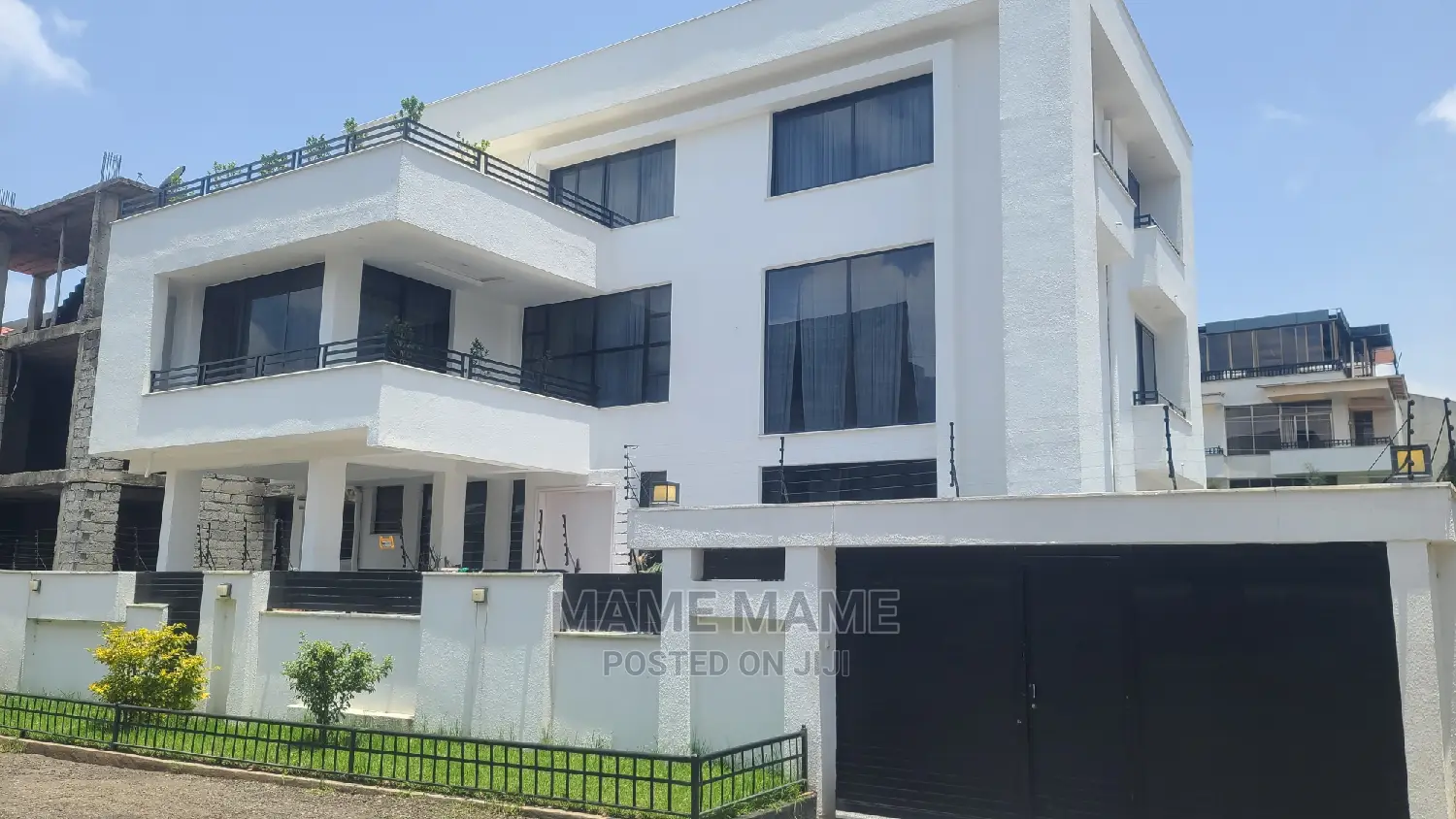 10bdrm House in Addis Abeba, Bole for sale