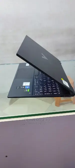 New Laptop HP Victus 16 16GB Intel Core i7 SSD 512GB