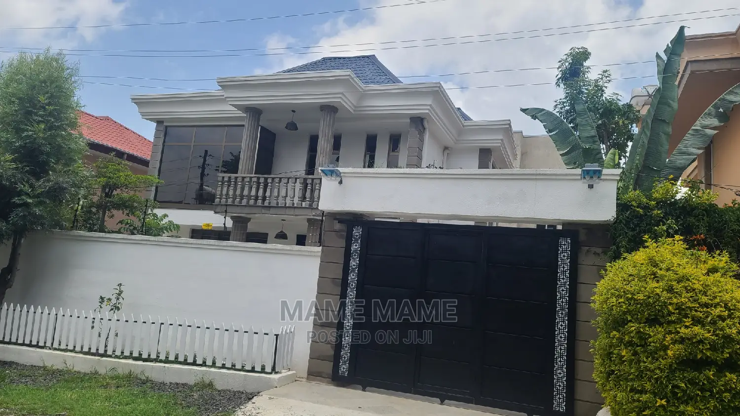 5bdrm House in Addis Abeba, Bole for sale