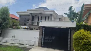 5bdrm House in Addis Abeba, Bole for sale