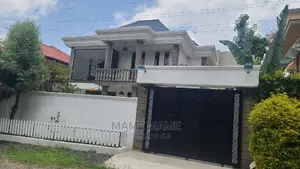5bdrm House in Addis Abeba, Bole for sale