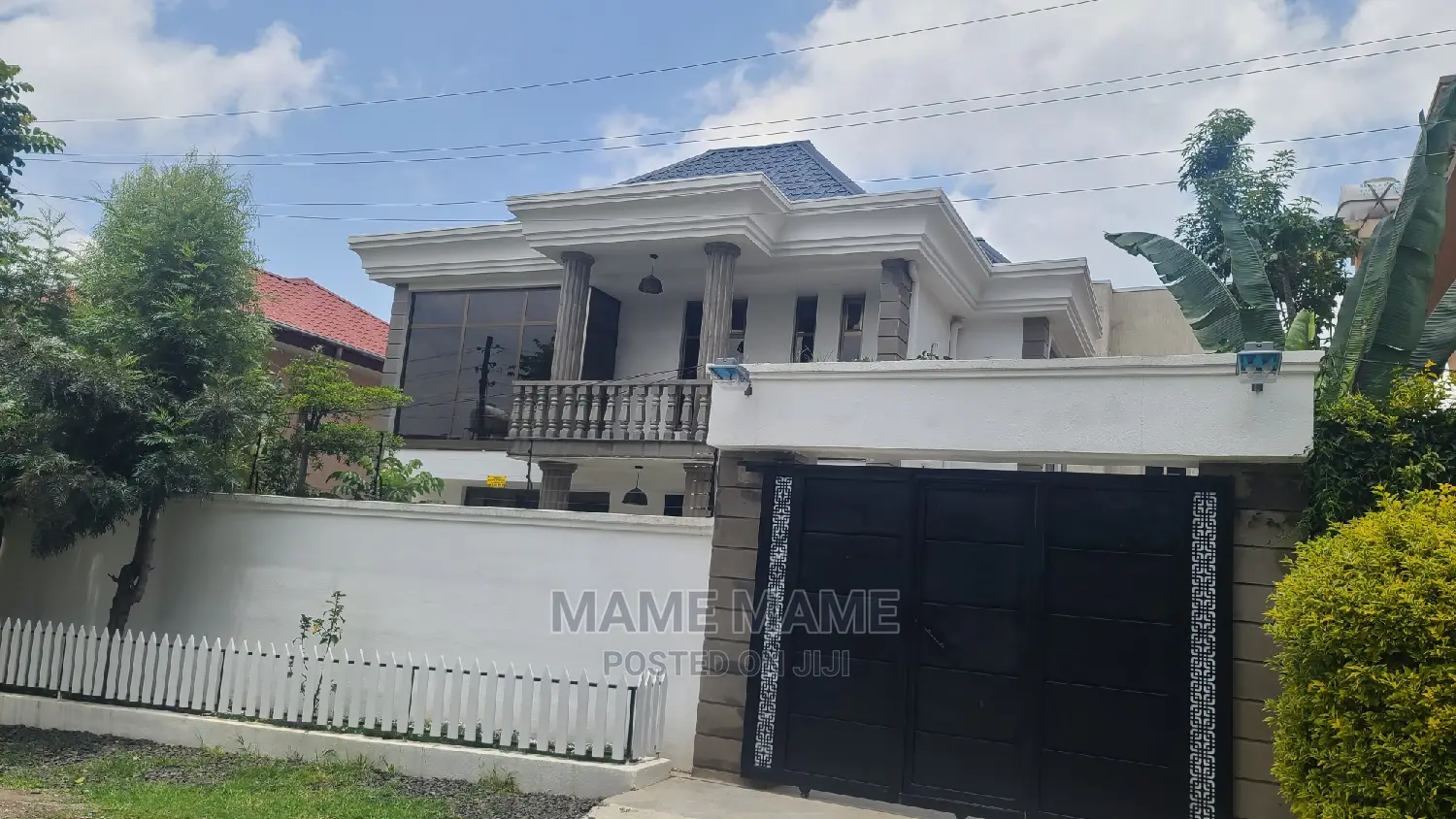 5bdrm House in Addis Abeba, Bole for sale