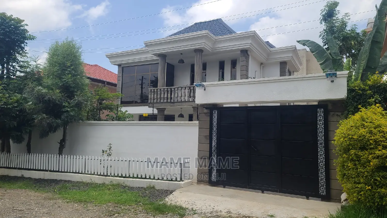 5bdrm House in Addis Abeba, Bole for sale