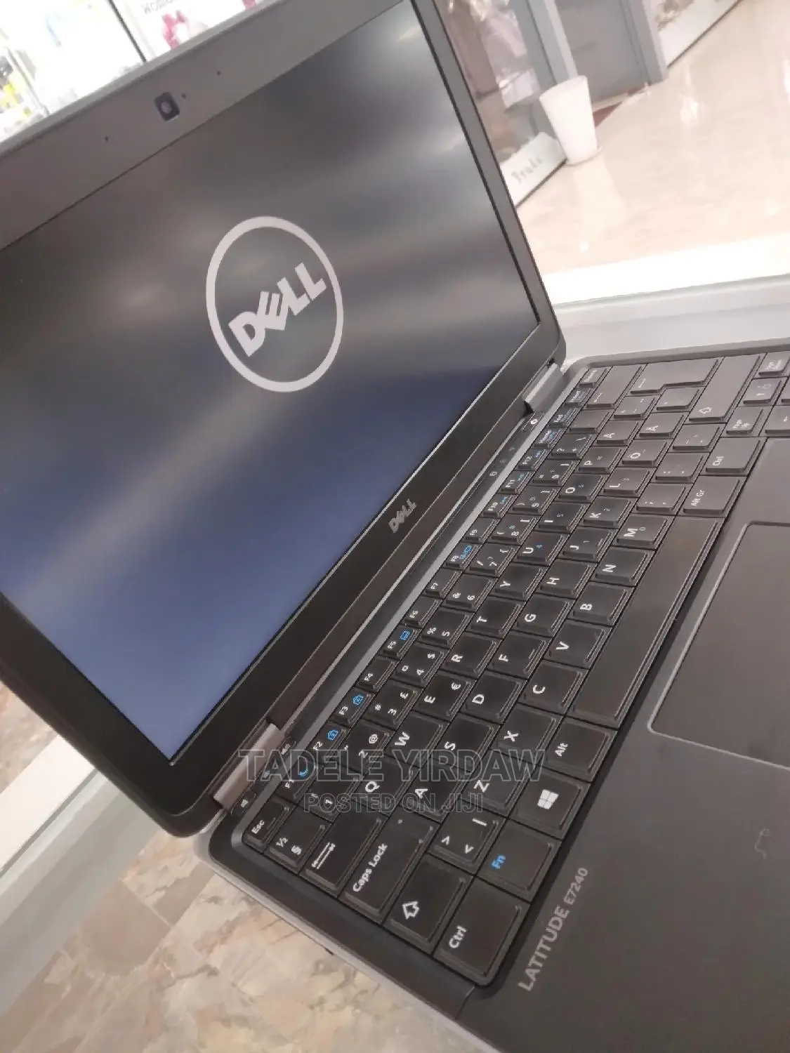 Laptop Dell Latitude 5310 8GB Intel Core I5 SSD 256GB