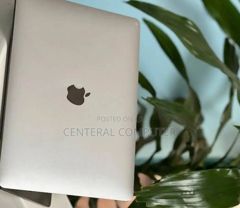 New Laptop Apple MacBook Air 8GB Intel Core I3 SSD 256GB