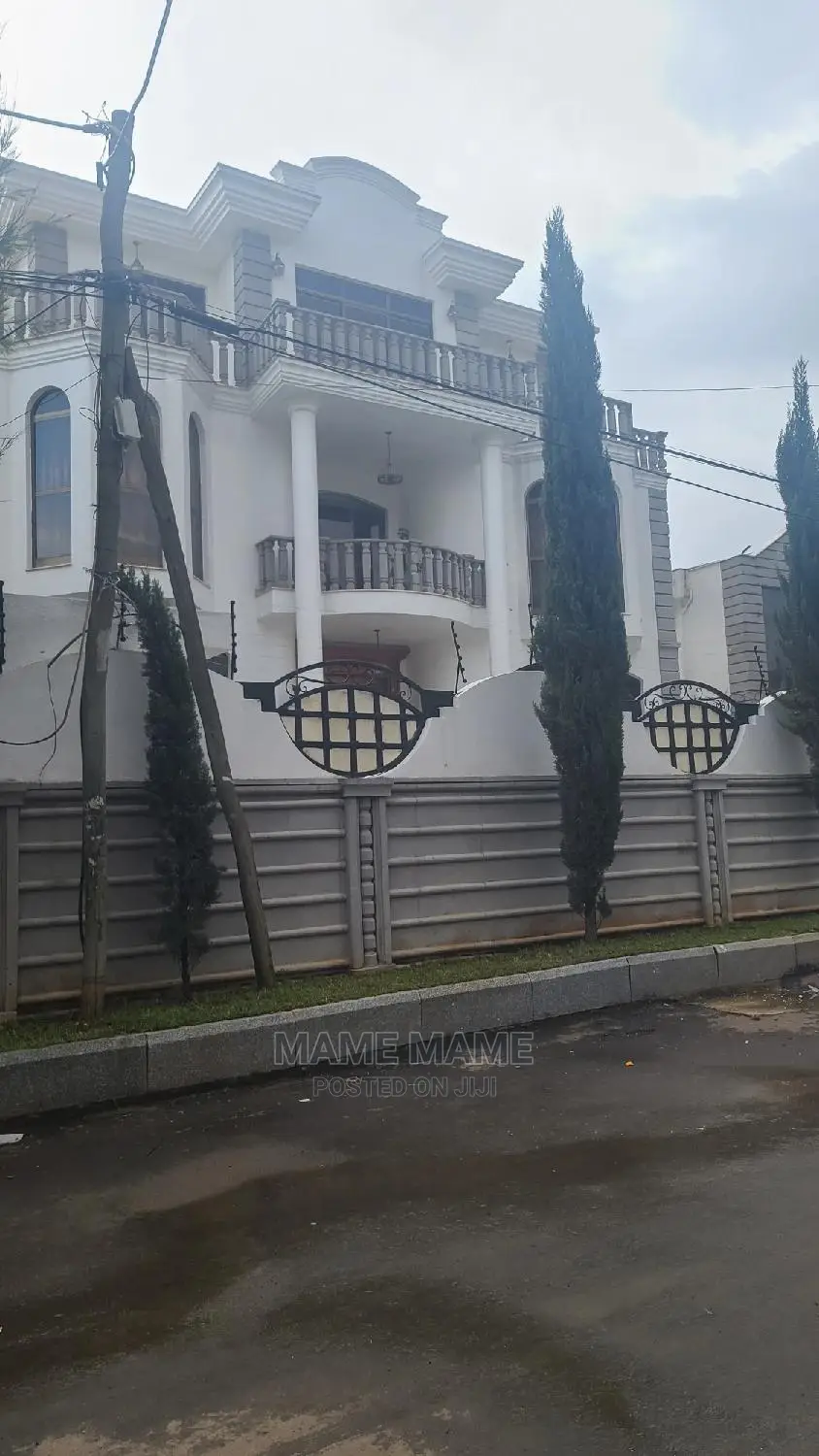 9bdrm House in Addis Abeba, Lideta for sale