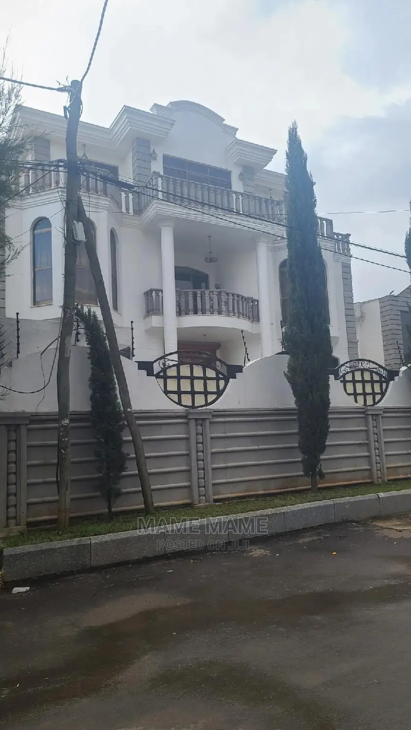9bdrm House in Addis Abeba, Lideta for sale