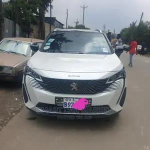 Peugeot 5008 2021 Black