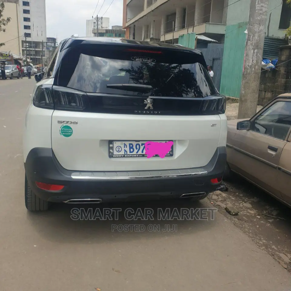 Peugeot 5008 2021 Black
