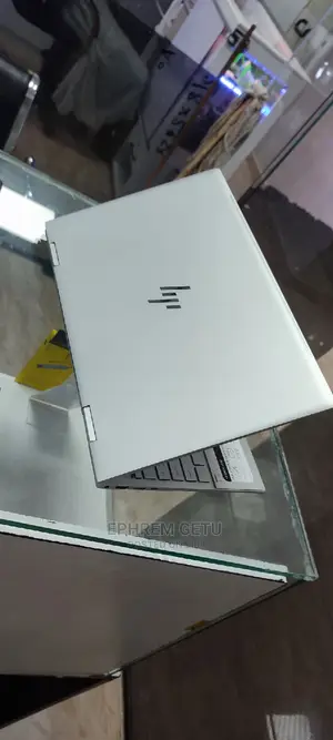 New Laptop HP Envy X360 8GB Intel Core I7 SSD 512GB