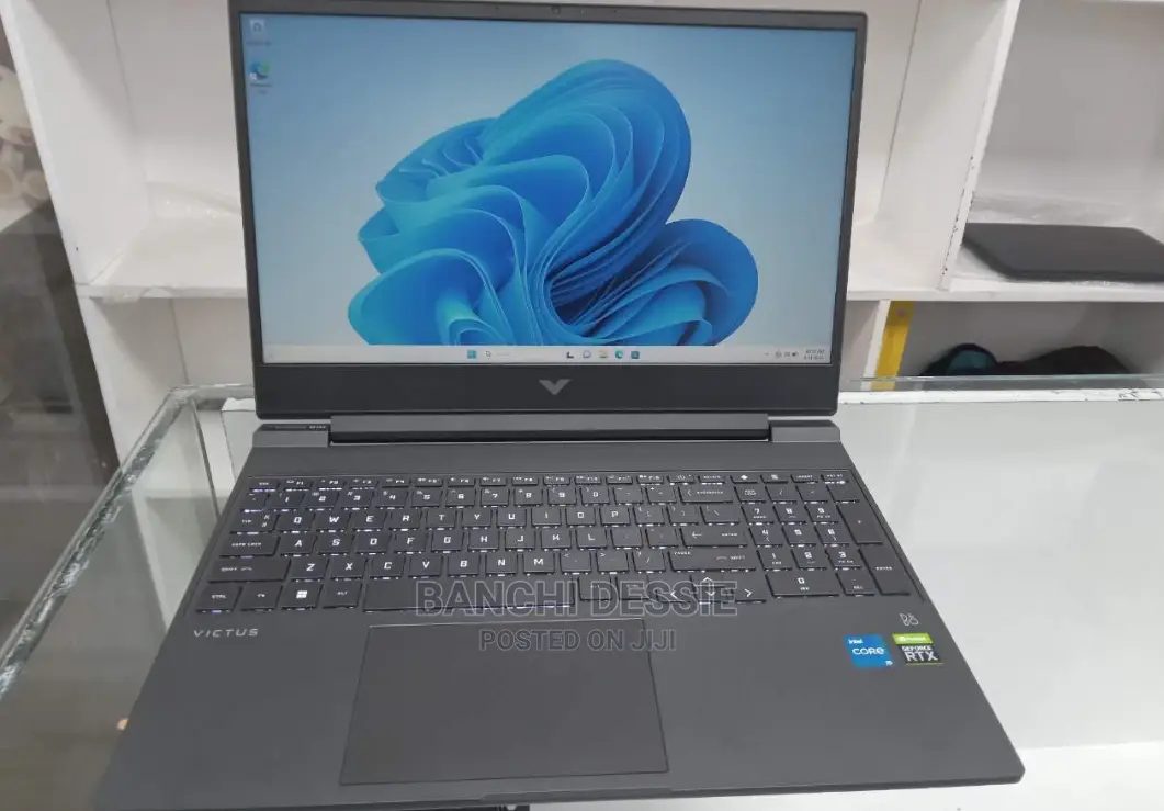 New Laptop HP 32GB Intel Core I5 SSD 1T