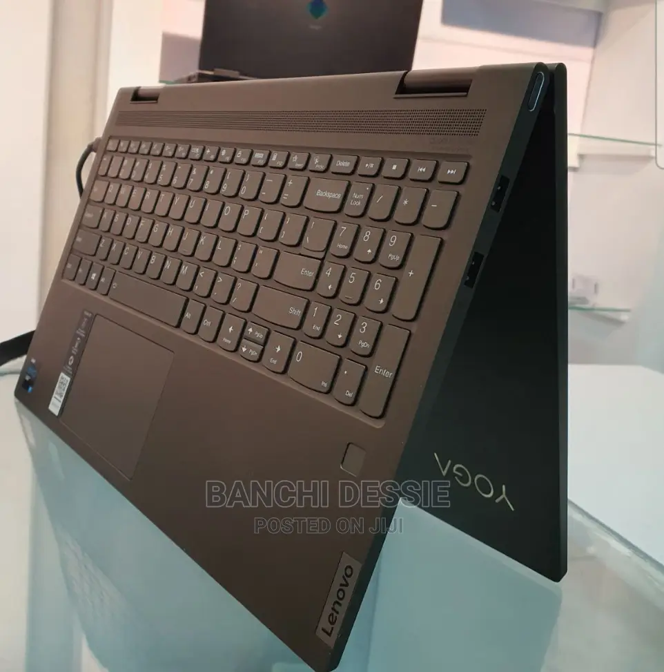 New Laptop Lenovo 12GB Intel Core I7 SSD 512GB