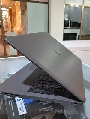 New Laptop HP 8GB HDD 500GB