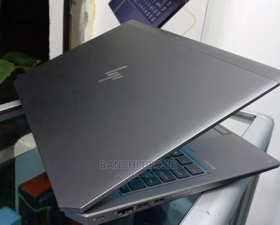 New Laptop HP 32GB Intel Core I7 SSD 512GB