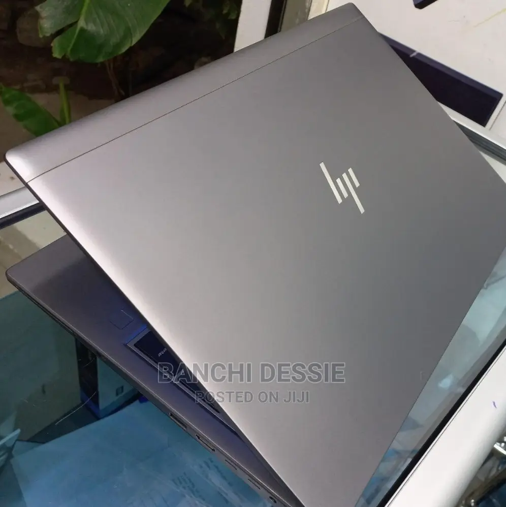 New Laptop HP 32GB Intel Core I7 SSD 512GB