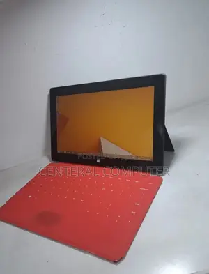 Laptop Microsoft Surface 2GB Intel Pentium SSD 32GB