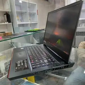 Laptop MSI GE66 Raider 16GB Intel Core I7 SSD 1T