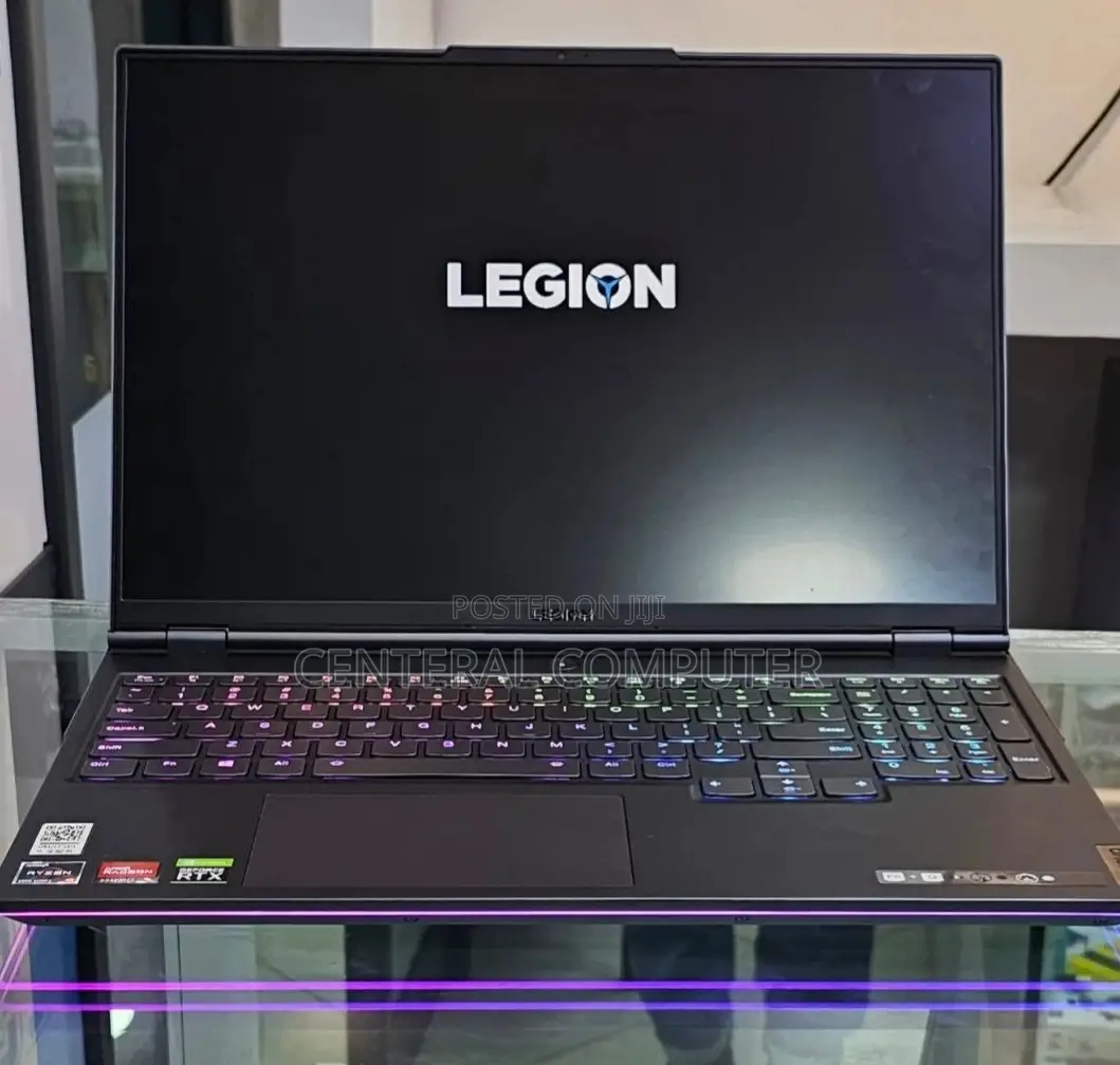 New Laptop Lenovo Legion 7 32GB AMD Ryzen 9 SSD 1T
