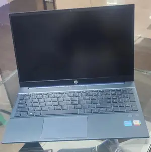 New Laptop HP Pavilion 15 8GB Intel Core I5 SSD 512GB