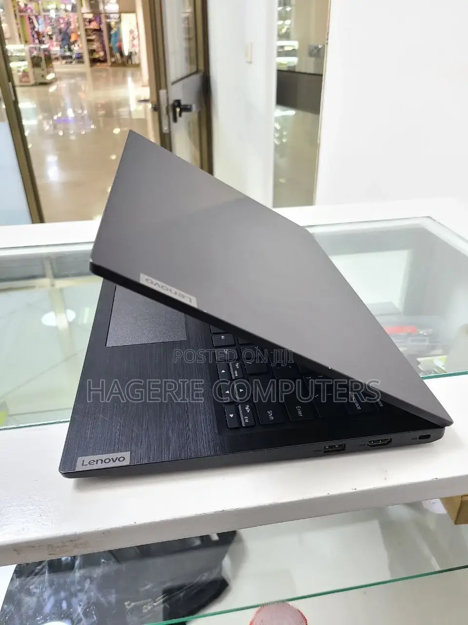 New Laptop Lenovo 4GB AMD A6 SSD 128GB