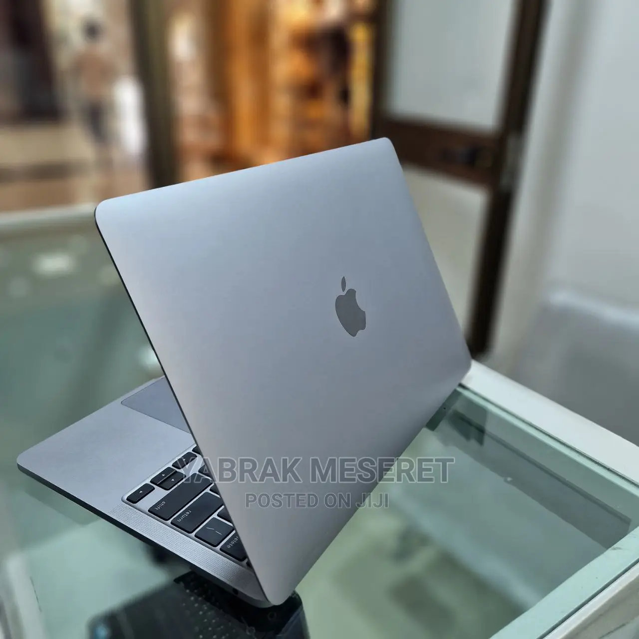 New Laptop Apple MacBook Pro M1 8GB Apple M1 SSD 256GB