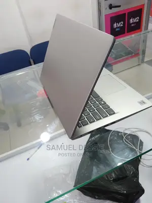 Photo - New Laptop Lenovo Ideapad 3 8GB Intel Core I5 SSD 256GB