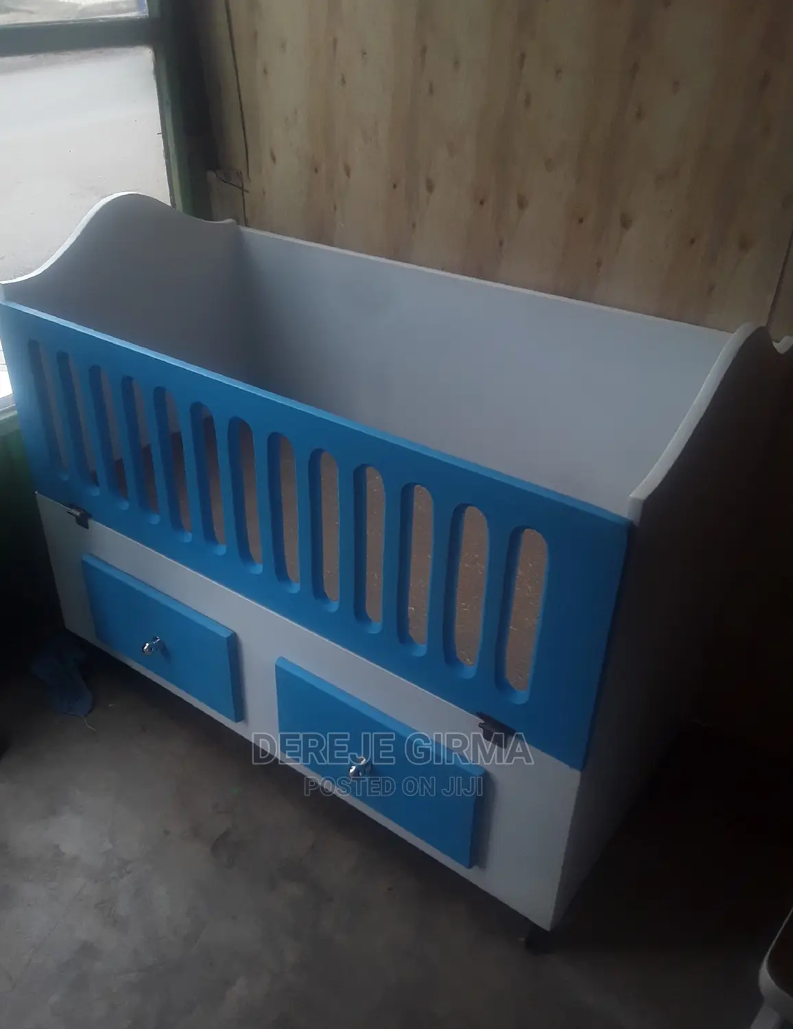 የልጆች አልጋ 1.20 በ 60ሳሜ ስፋት