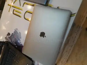 New Laptop Apple MacBook Air 2020 M1 8GB Apple M1 SSD 512GB