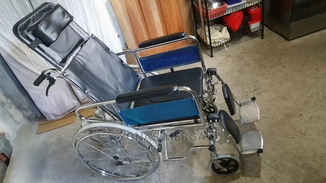 Adjustable Toilet Wheelchair for Elder and Disabled