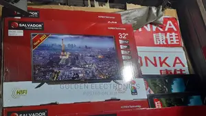 Photo - Salvador 32 Inchs New Tv