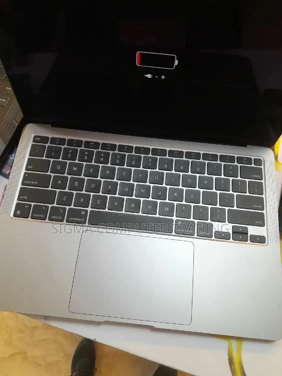 New Laptop Apple MacBook Air 2020 M1 8GB Apple M1 SSD 512GB