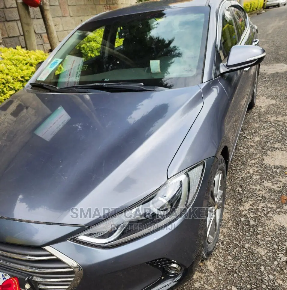 Hyundai Avante 2016 Gray