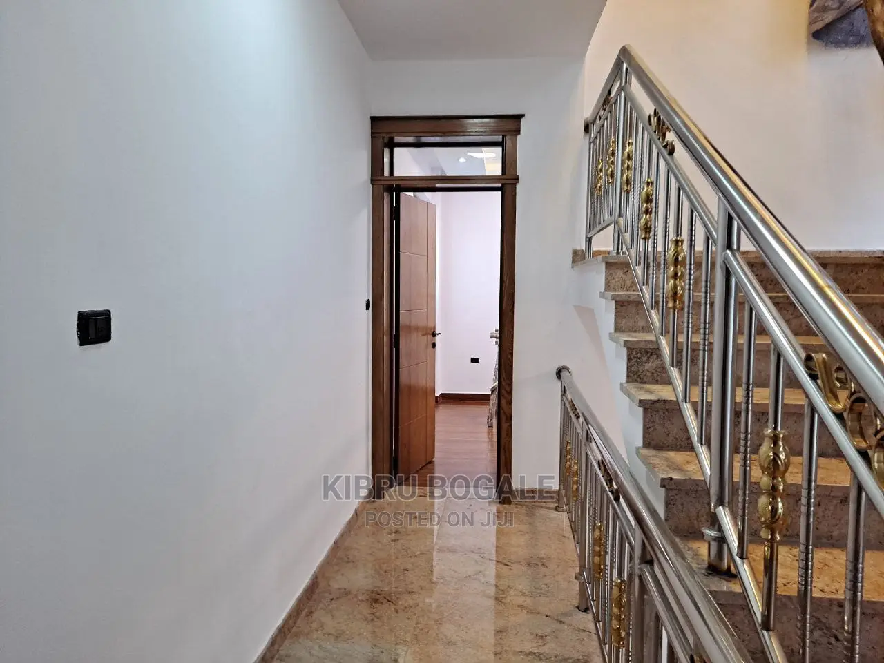 7bdrm House in Cmc Badime, Bole for sale