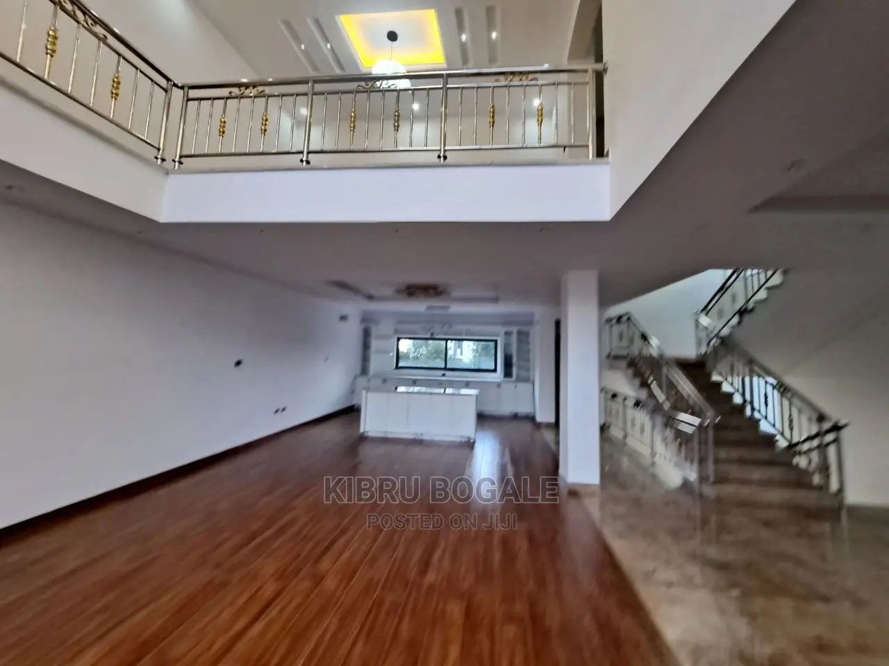 7bdrm House in Cmc Badime, Bole for sale