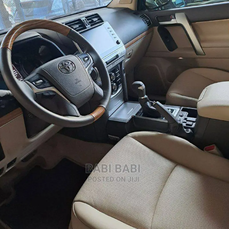 Toyota Land Cruiser Prado 2019 Matt Black