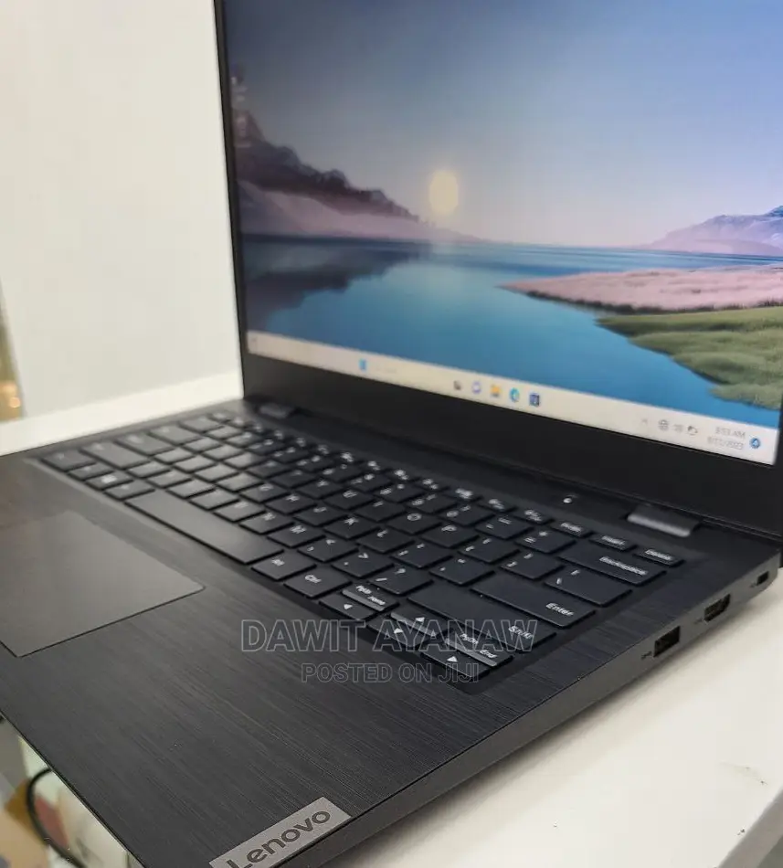 New Laptop Lenovo 4GB AMD A6 SSD 128GB