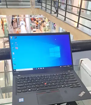 Photo - New Laptop Lenovo ThinkPad Yoga 370 16GB Intel Core i5 SSD 512GB