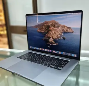 New Laptop Apple MacBook Pro M1 8GB Apple M1 Pro SSD 256GB