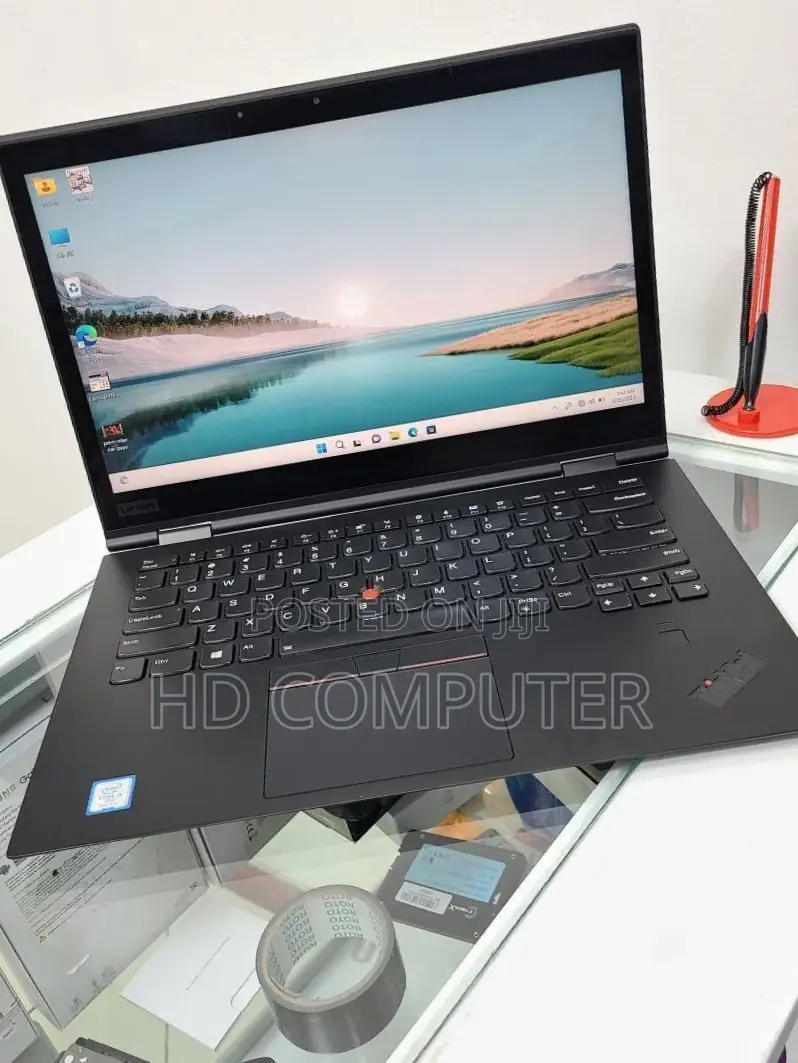 New Laptop Lenovo ThinkPad Yoga 8GB Intel Core I5 SSD 16 GB