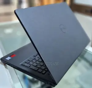 New Laptop Dell Inspiron 15 8GB Intel Core I5 HDD 1T