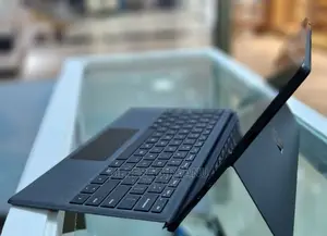 New Laptop Microsoft Surface 8GB Intel Core I5 SSD 256GB