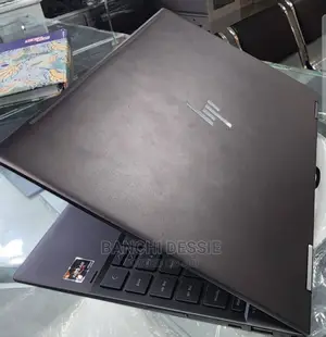 New Laptop HP Envy X360 8GB AMD Ryzen 3 SSD 512GB