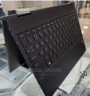 New Laptop HP Envy X360 8GB AMD Ryzen 3 SSD 512GB