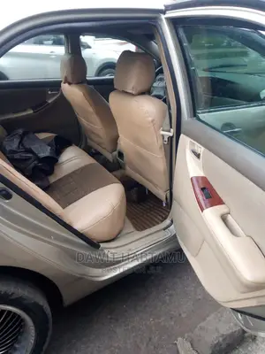 Toyota Corolla Sedan 2003 Brown