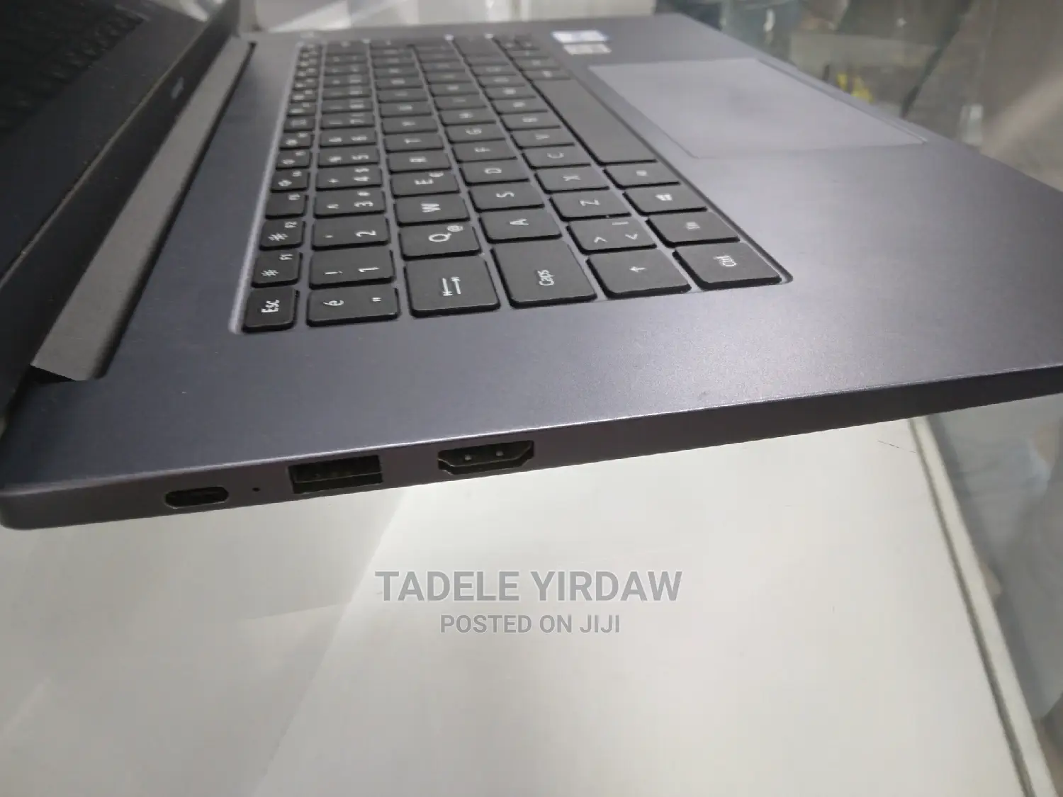 New Laptop Huawei MateBook 13 WRT-W19E 8GB Intel Core I5 SSD 512GB