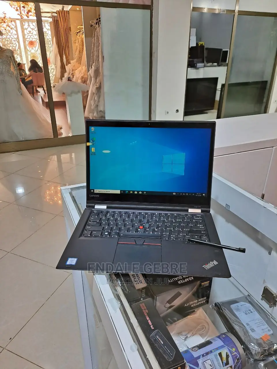 New Laptop Lenovo ThinkPad Yoga 370 8GB Intel Core I5 SSD 512GB