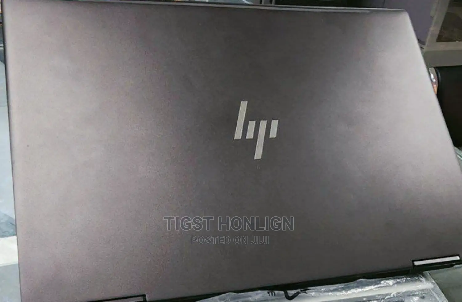 New Laptop HP Envy X360 8GB AMD Ryzen 3 SSD 512GB